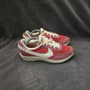 Nike Waffle Debut Casual Shoes Womens Sz 7.5 Athletic Sneakers Red White.